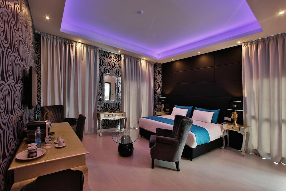 Фото The Josephine Boutique hotel