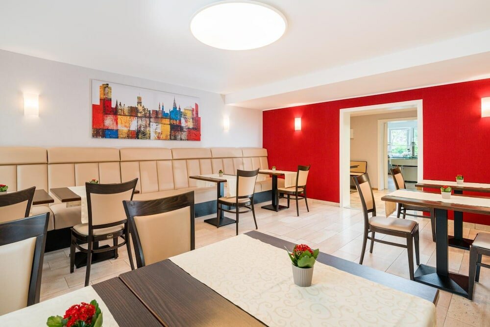 Фото Astoria Hotel