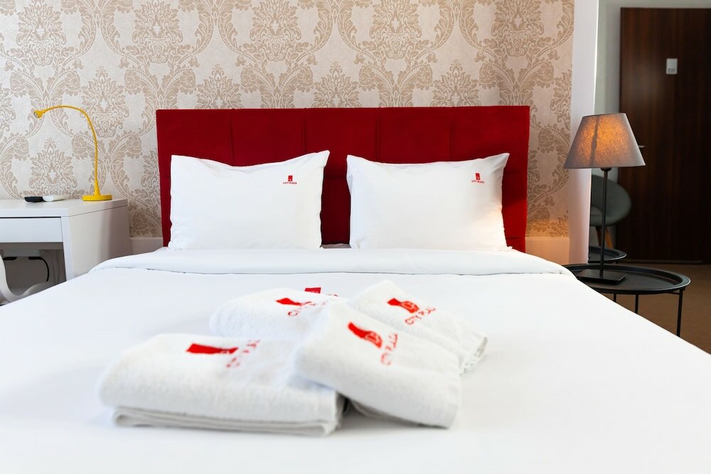 Фото City Plaza Apartments & Rooms