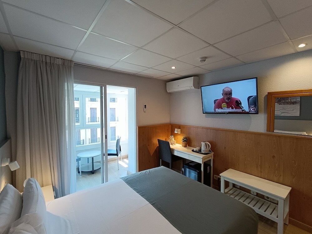 Фото Hotel Méndez Núñez Alicante