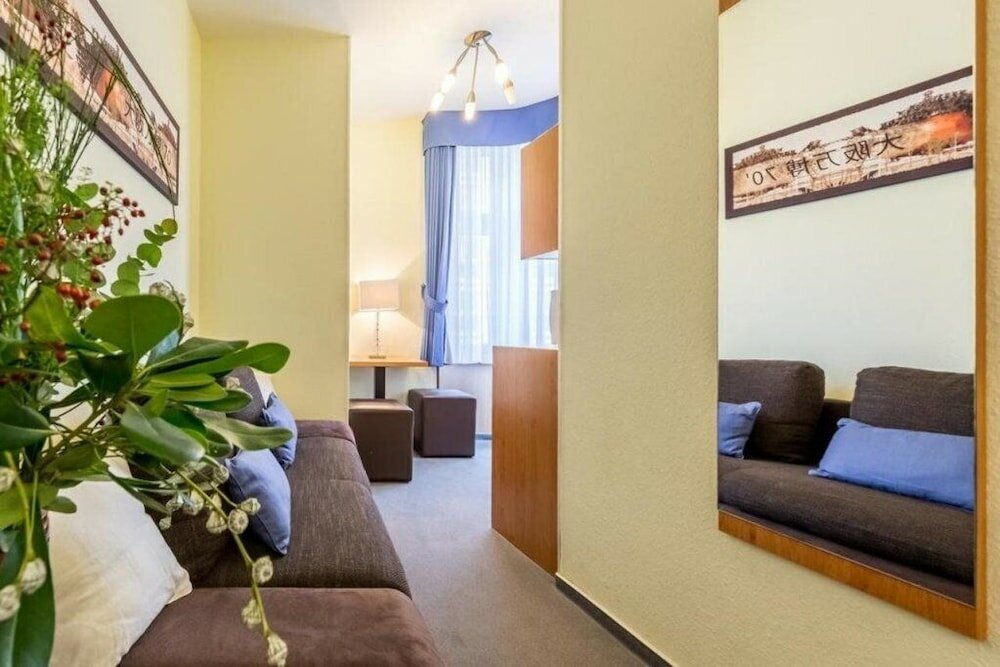 Фото Hotel Expo Frankfurt City Centre