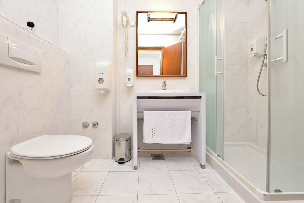 Фото Hotel ZaDaR