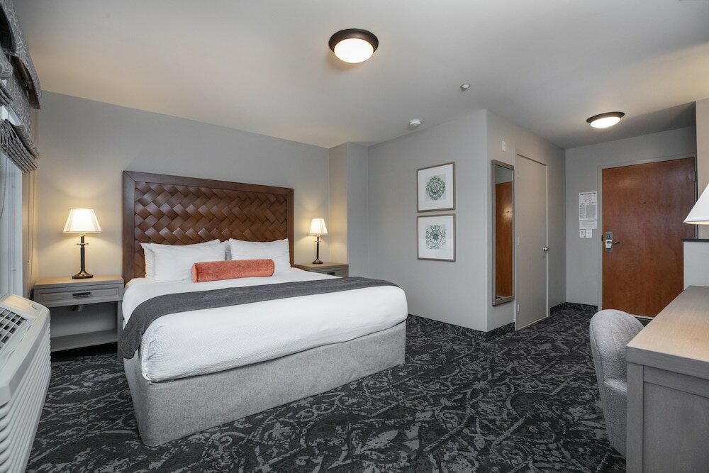 Фото Mediterranean Inn