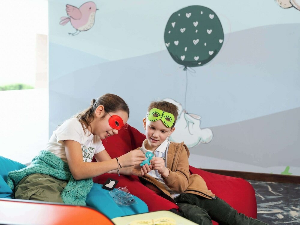 Фото Novotel Milton Keynes