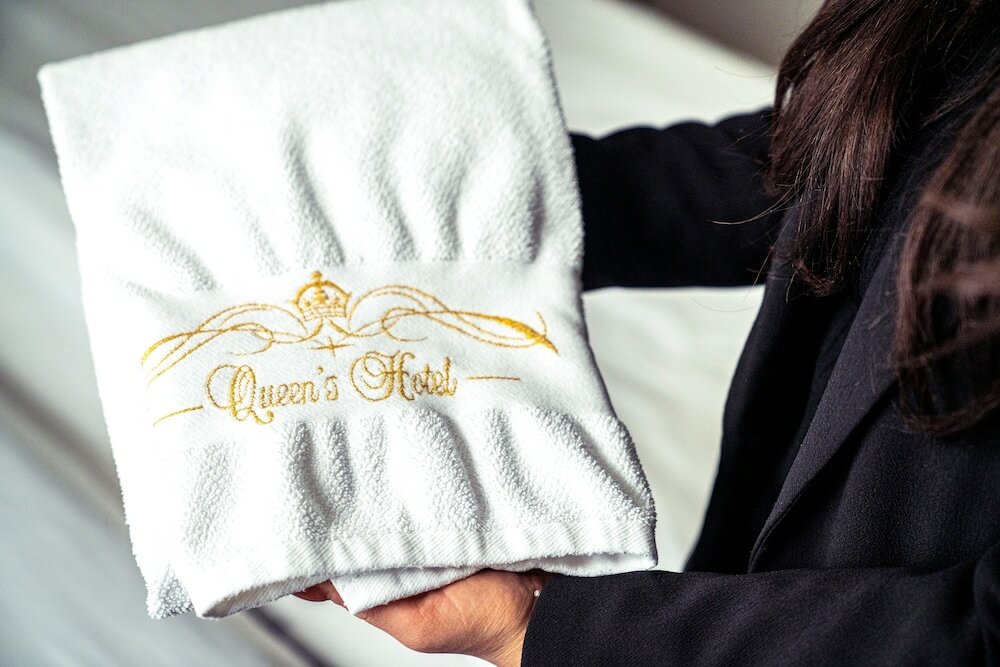 Фото Queen's Hotel by First Hotels