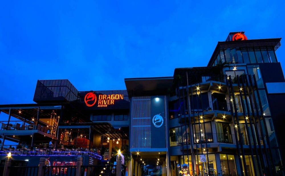 Фото Dragon River Avenue Hotel