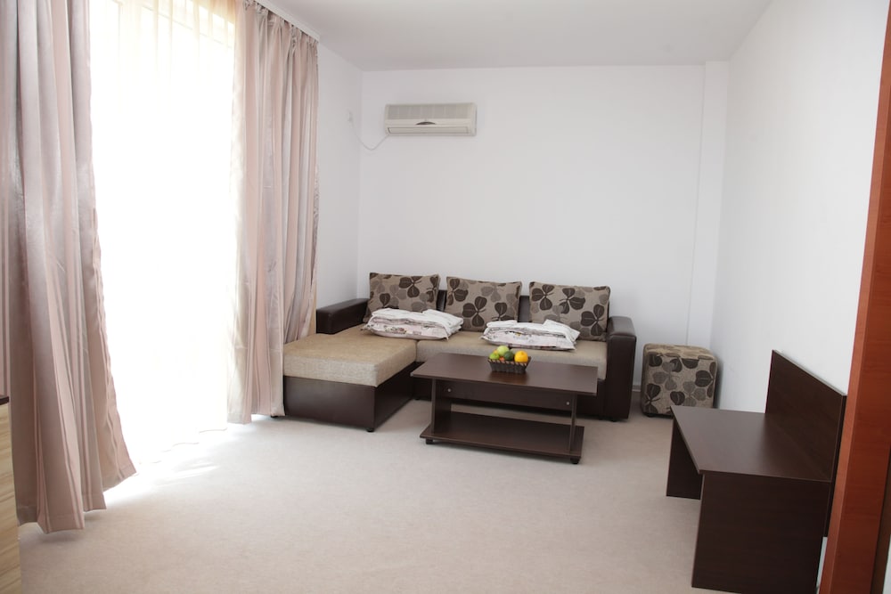 Фото Hotel Zaara