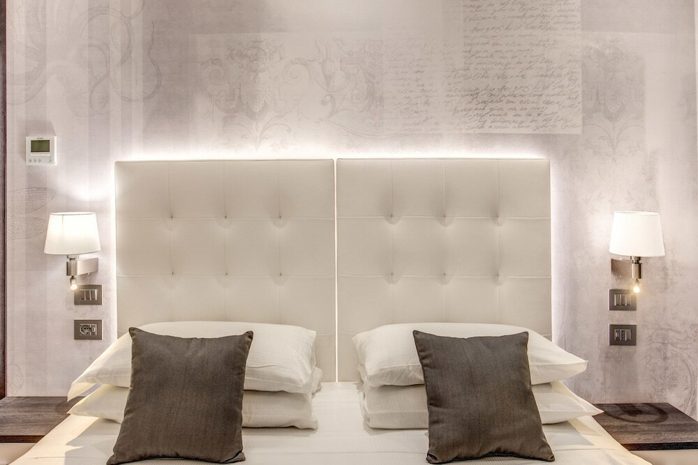 Фото The Liberty Boutique Hotel