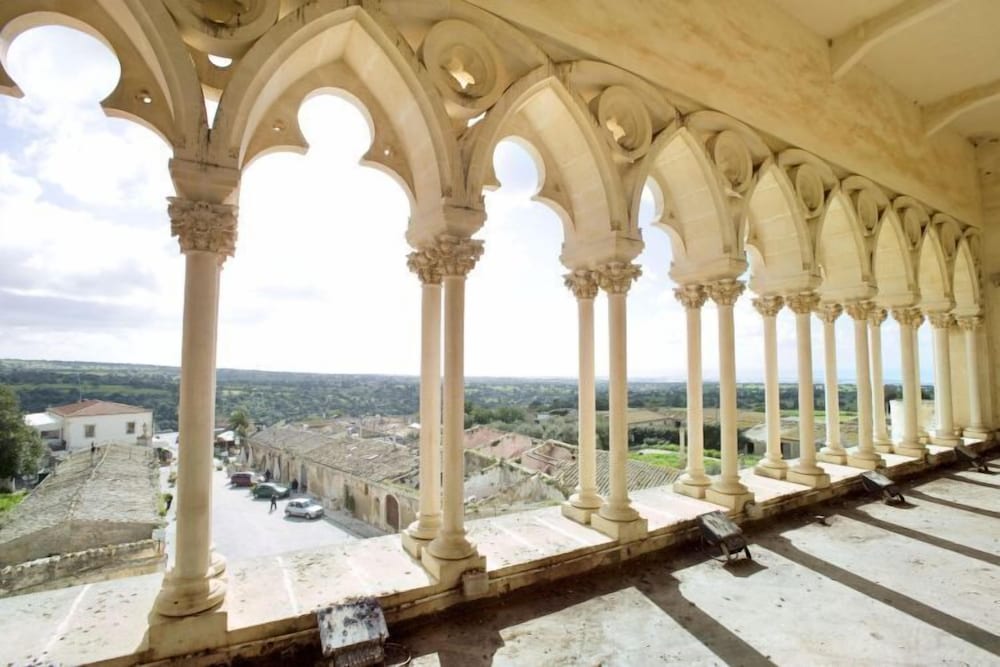 Фото Vittorio Veneto Hotel