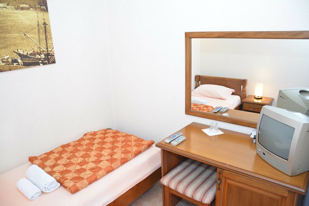 Фото Hotel Dubrava