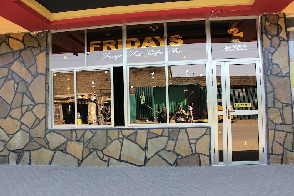 Фото отеля 1