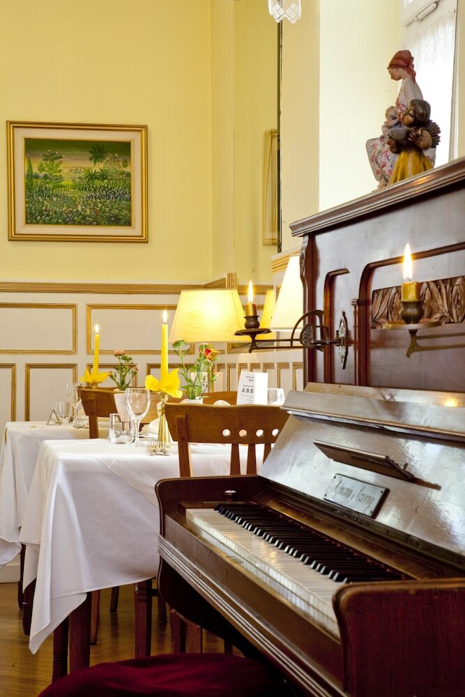 Фото Hotel Westend