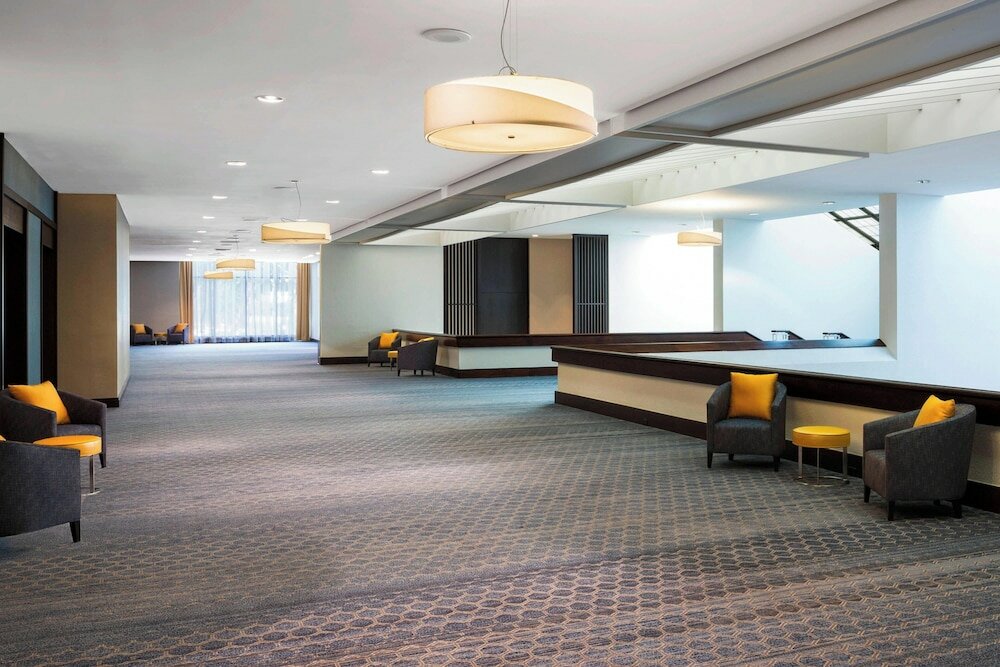 Фото Sheraton Norfolk Waterside Hotel