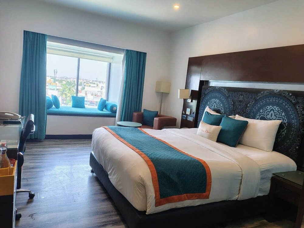 Фото Zone by the Park Orr Chennai