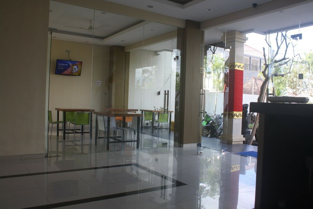 Фото Hotel Mandari