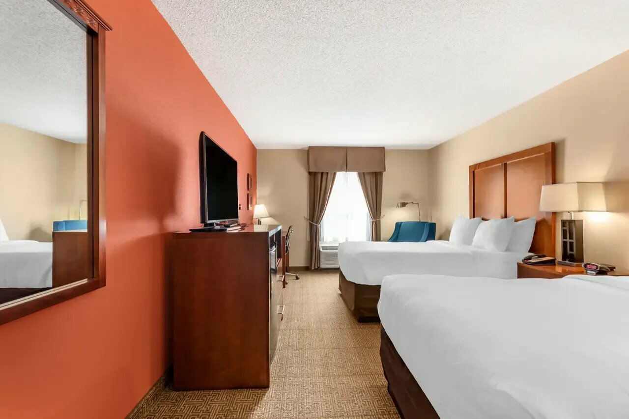 Фото Comfort Inn Civic Center