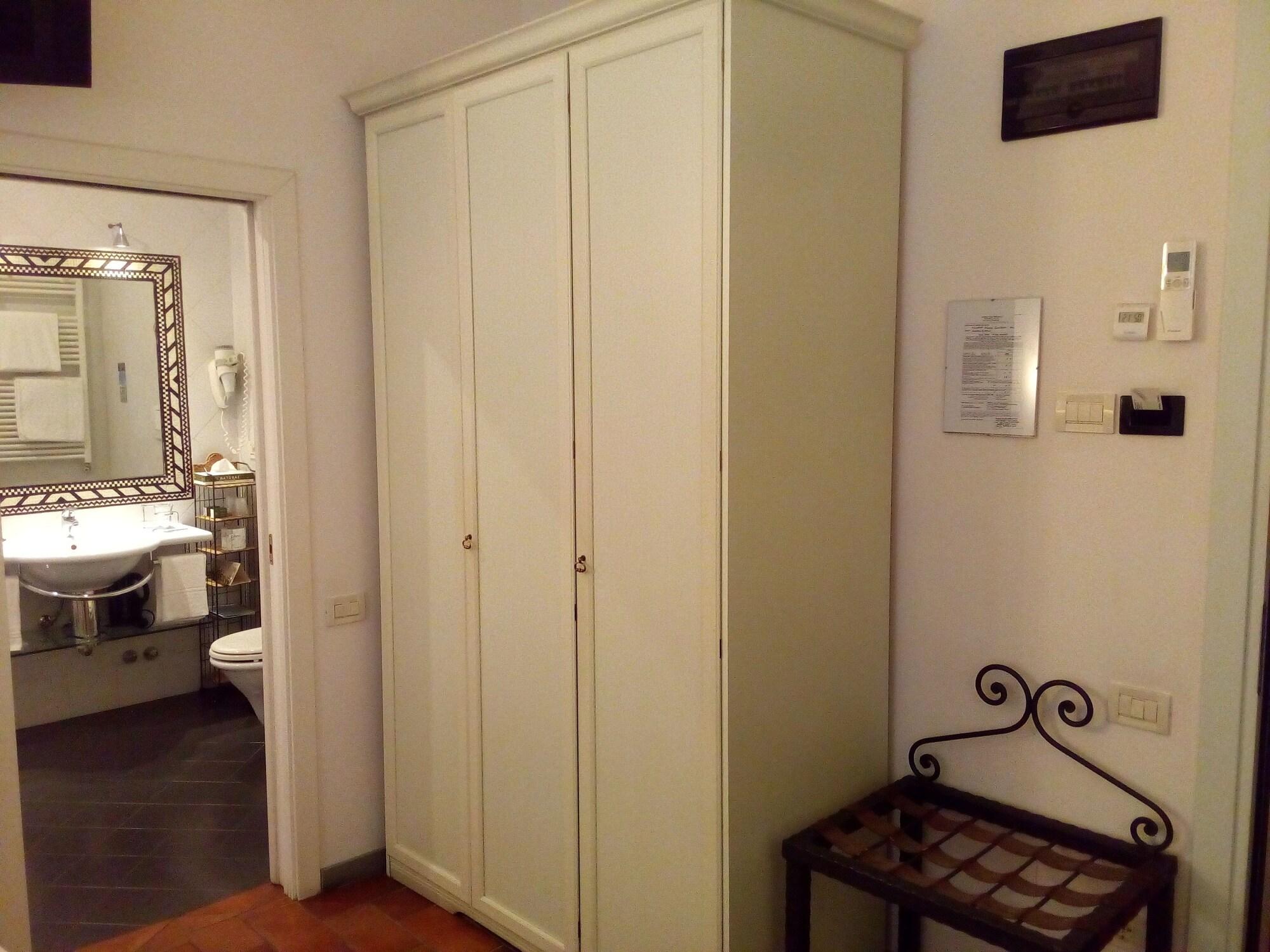 Фото La Casa del Ghiberti B&b