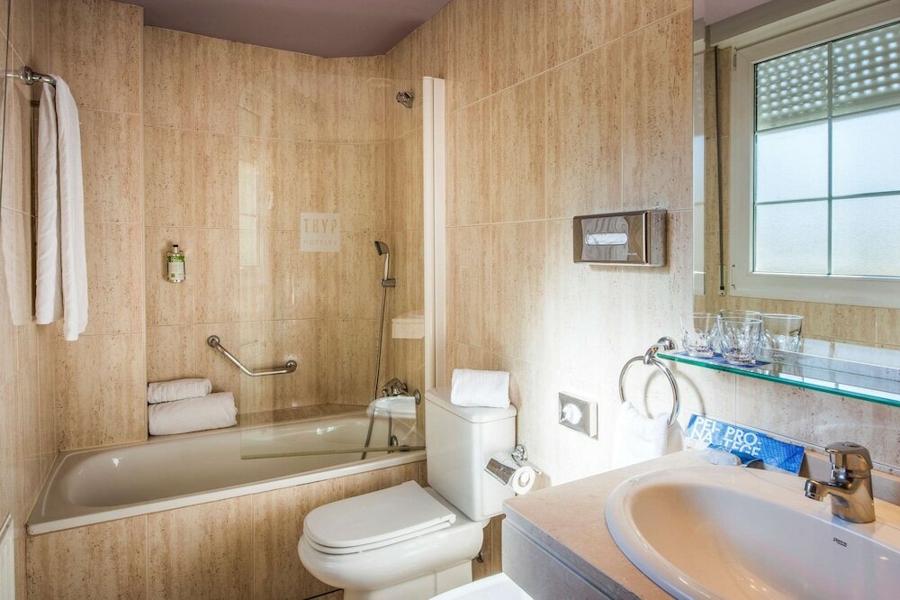 Фото Valladolid Sofía Parquesol Hotel