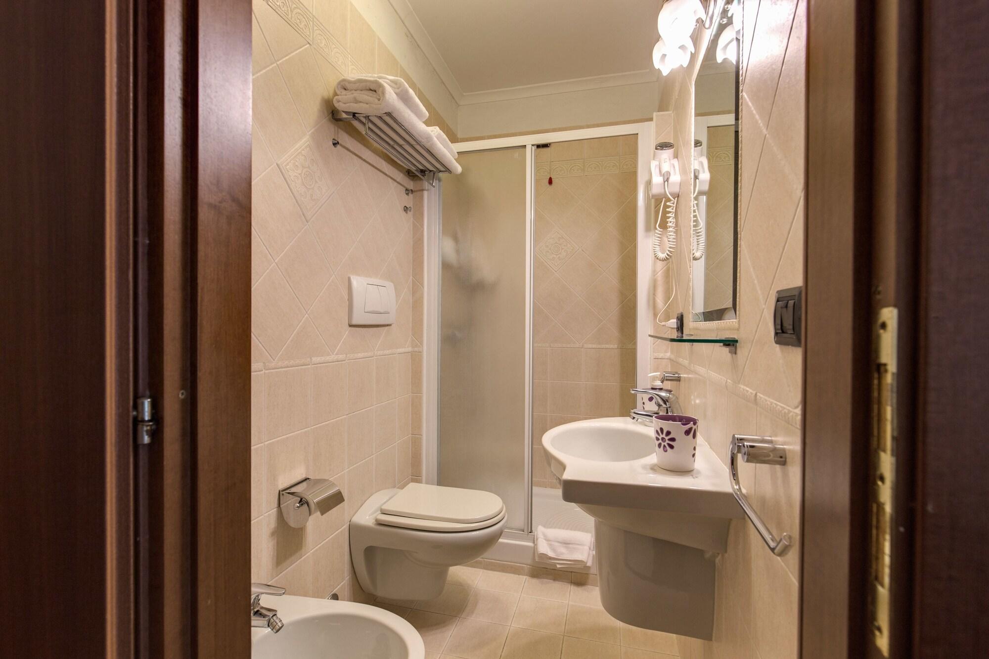 Фото Nakissa Inn