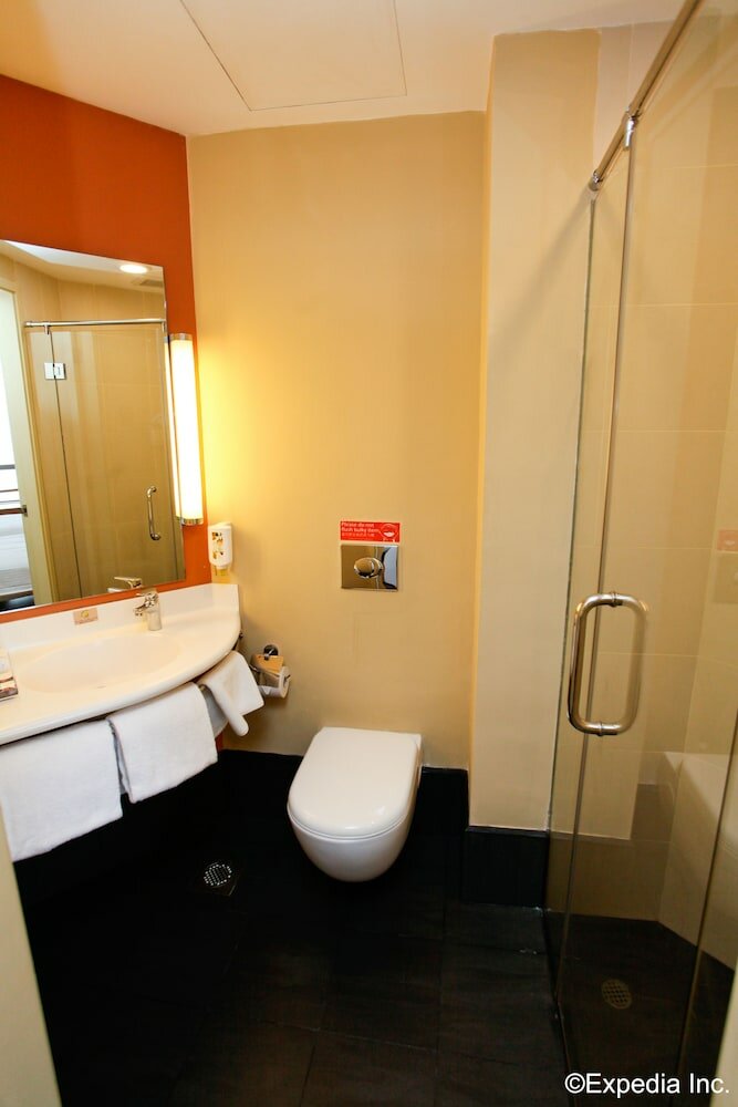 Фото Ibis Singapore Novena