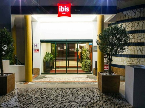 Внешний вид отеля Ibis Evora Hotel в Эворе, фото 5