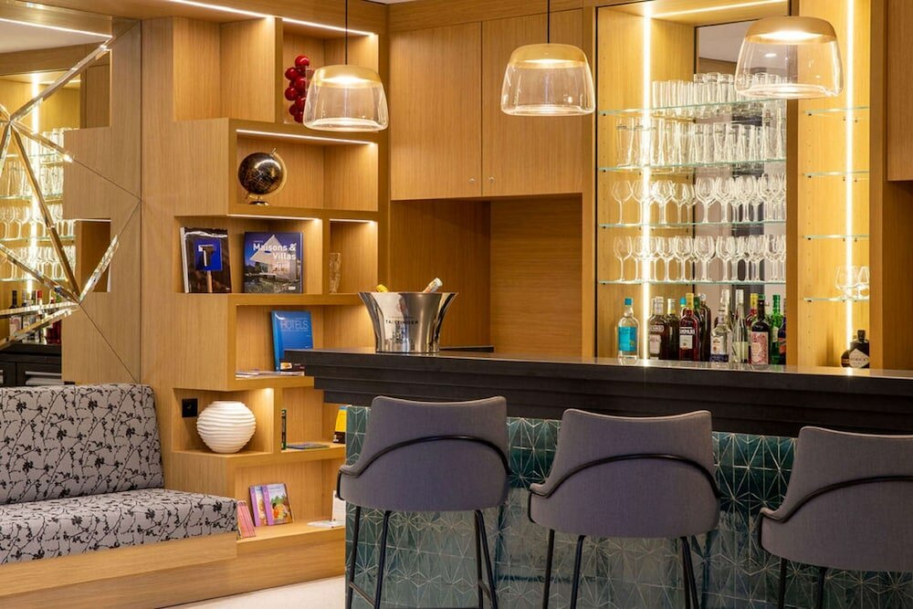 Фото Hôtel Apollinaire Nice