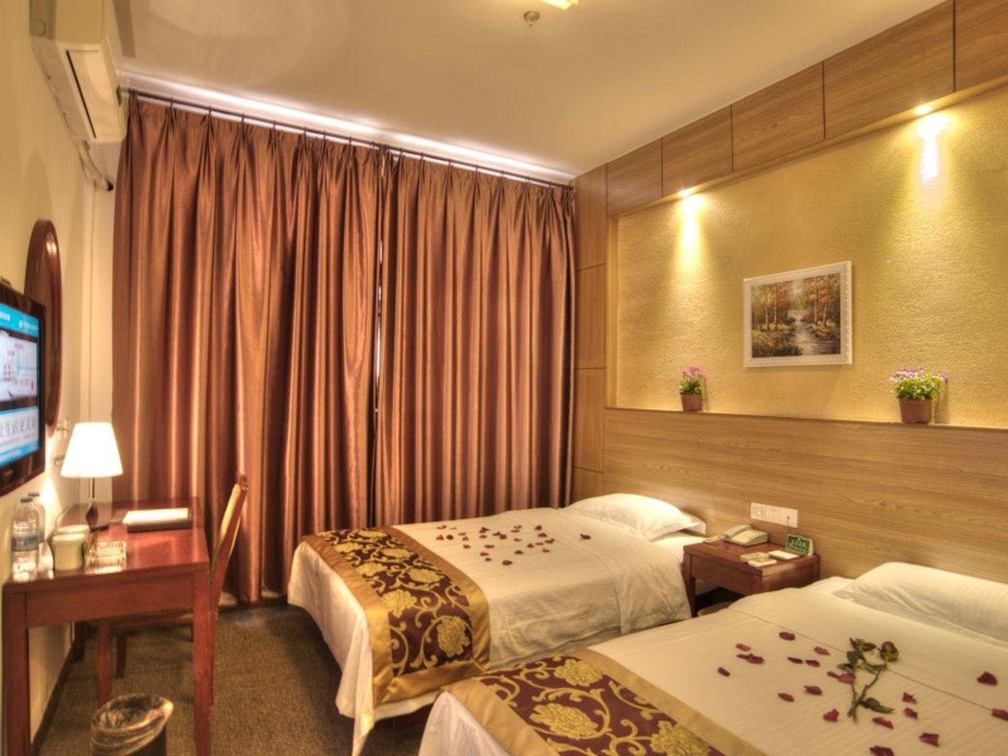 Фото GreenTree Alliance Shanghai ChongMing BaYi Road Walking Street Hotel