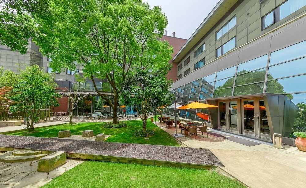 Фото Shanghai Parkyard Hotel