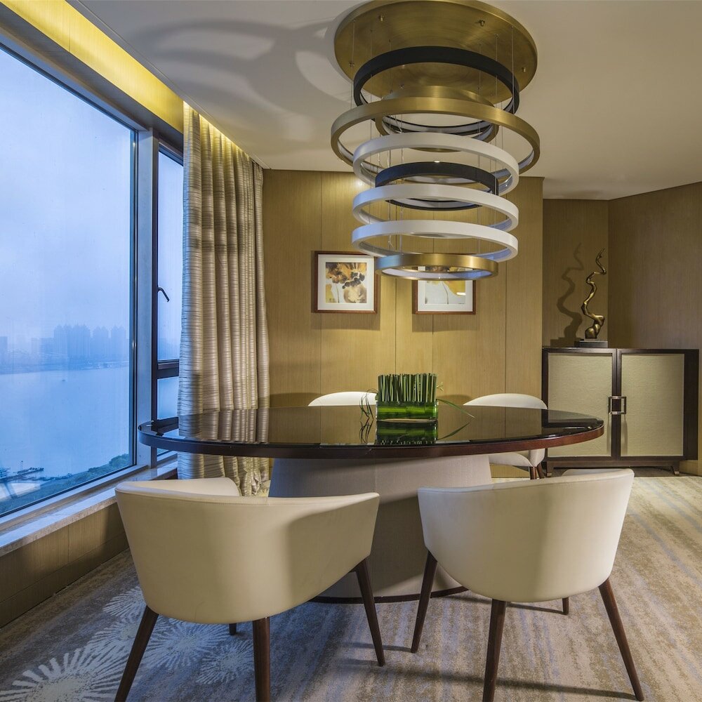 Фото Howard Johnson Pearl Plaza Wuhan