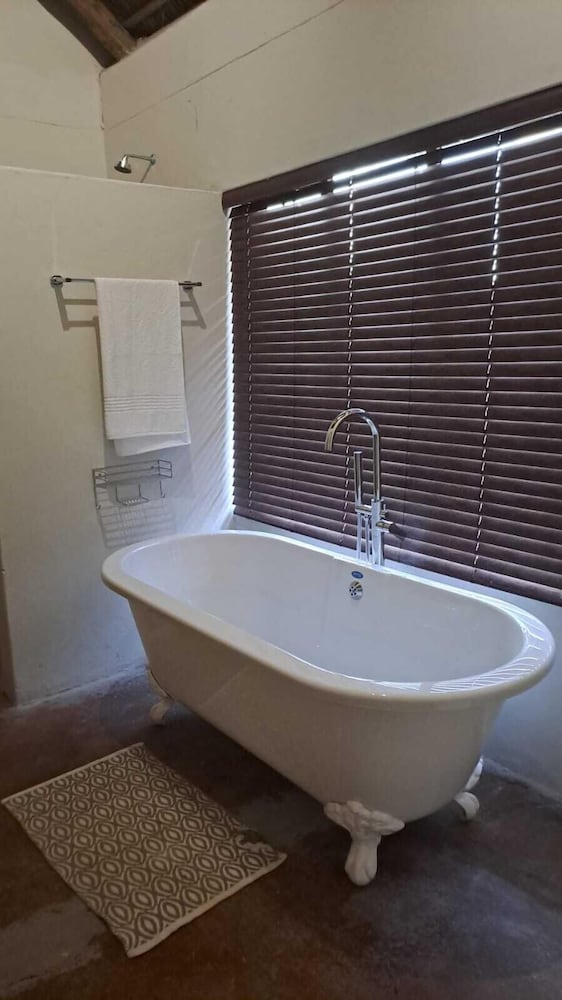 Фото Iphofolo Lodge