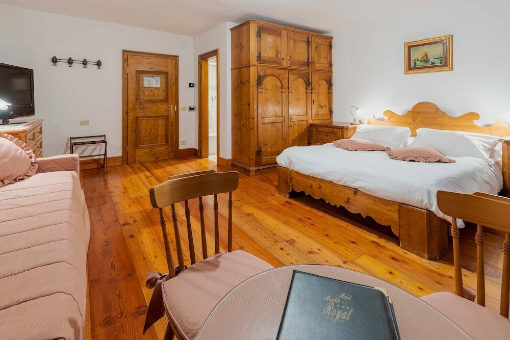 Фото Hotel Royal