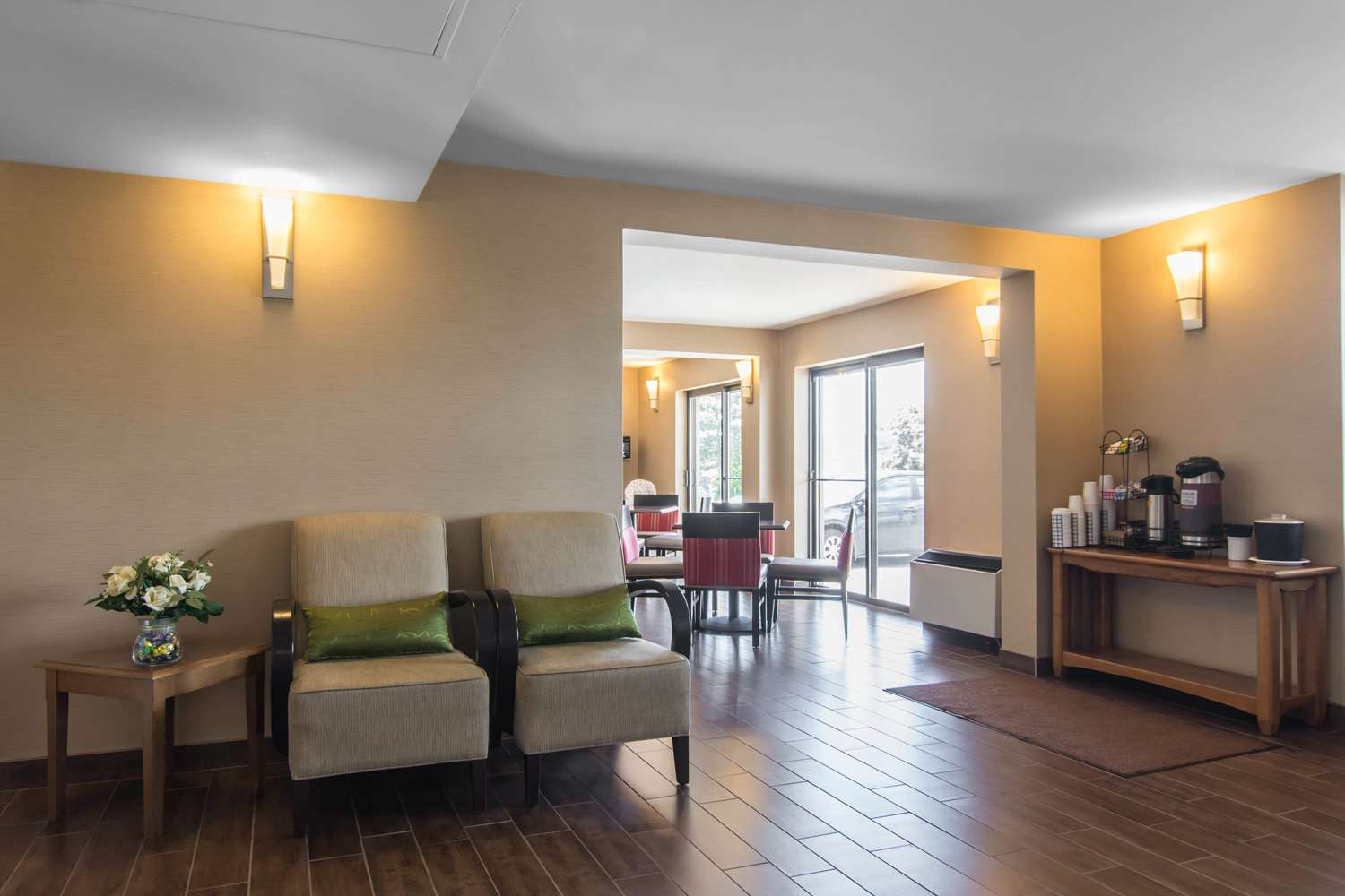 Фото Comfort Inn Dartmouth