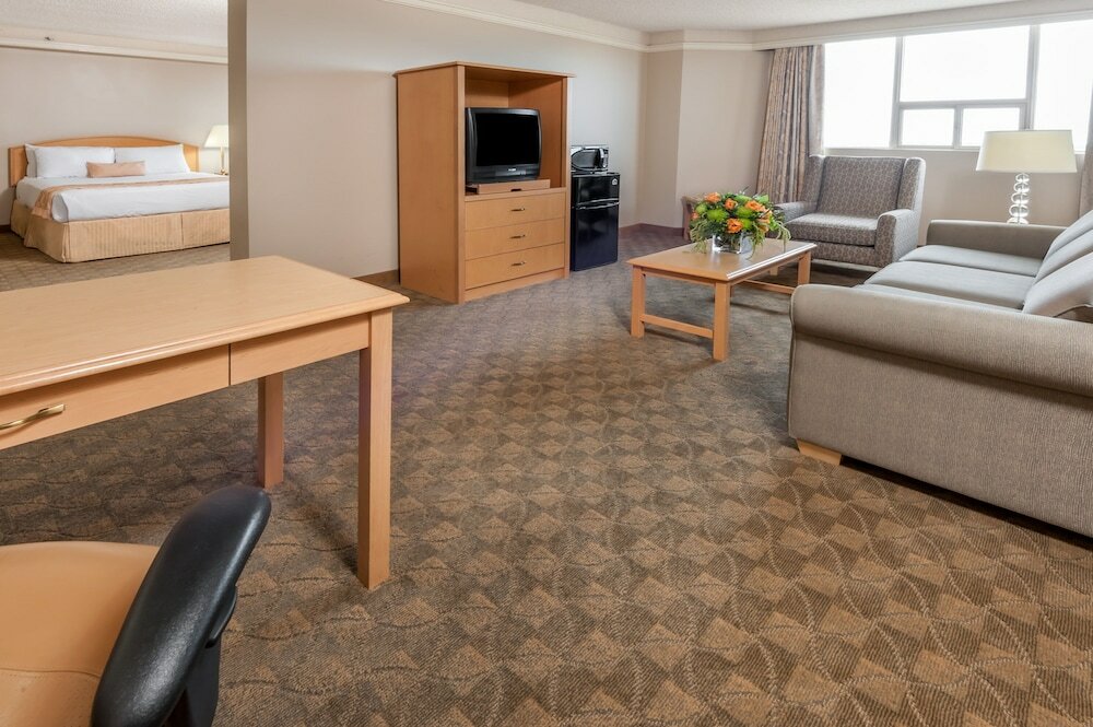 Фото Edmonton Inn and Conference Centre