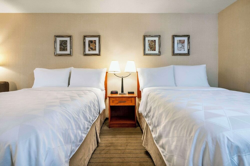 Фото Allure Hotel & Conference Centre, Ascend Hotel Collection