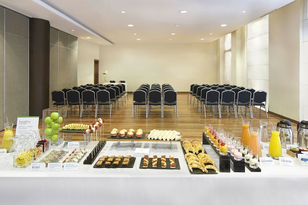 Фото Nh Mendoza Cordillera