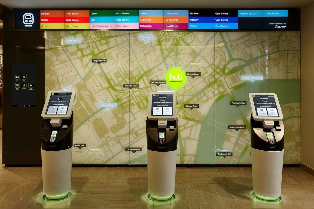 Фото Hub by Premier Inn London Covent Garden