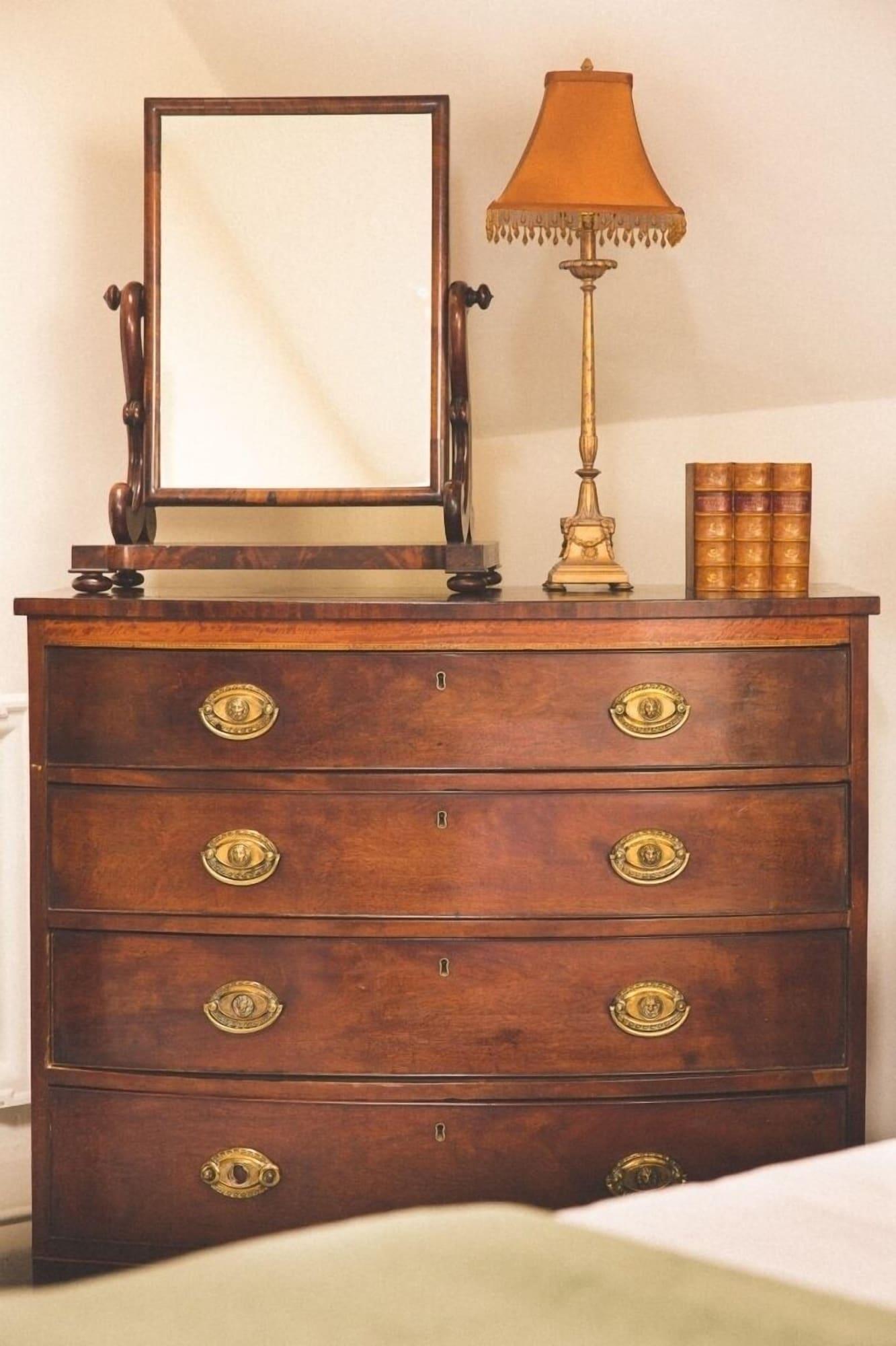 Фото The Priory Hotel