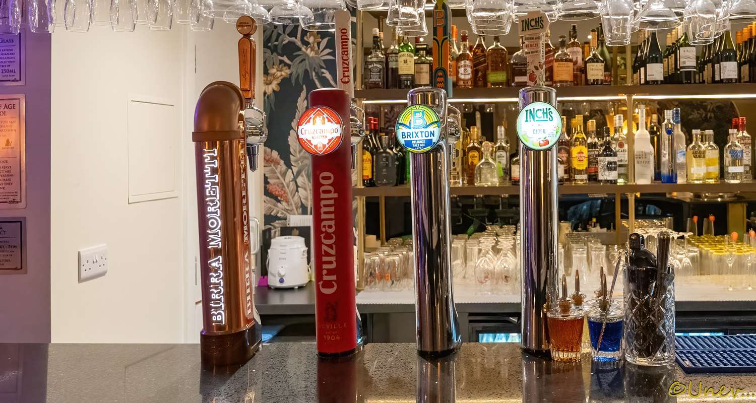 Фото Best Western Northfields Ealing Hotel