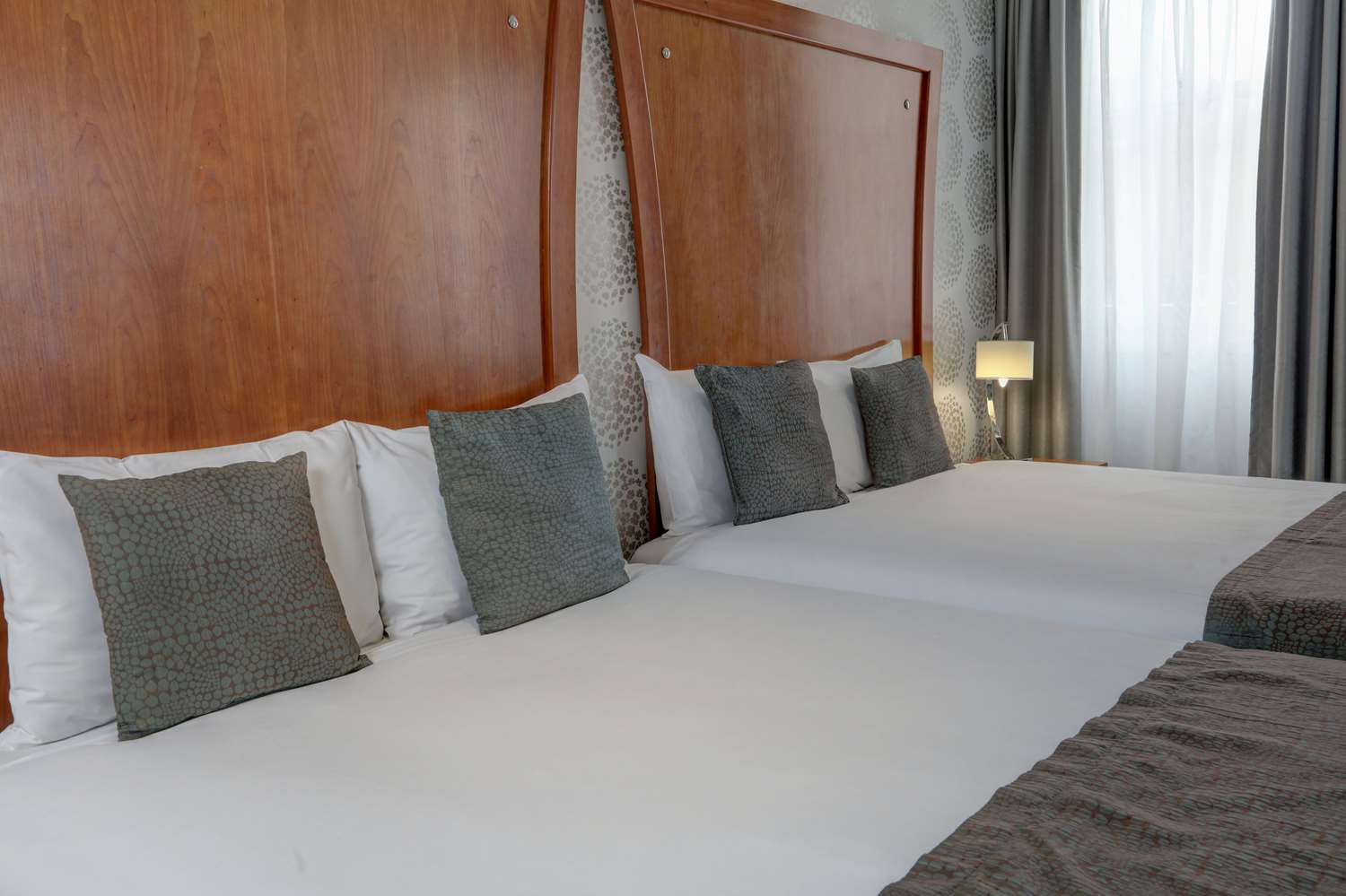 Фото Corus Hyde Park Hotel