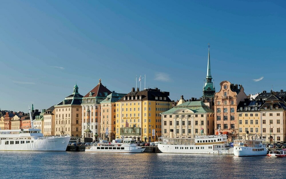 Фото отеля 2