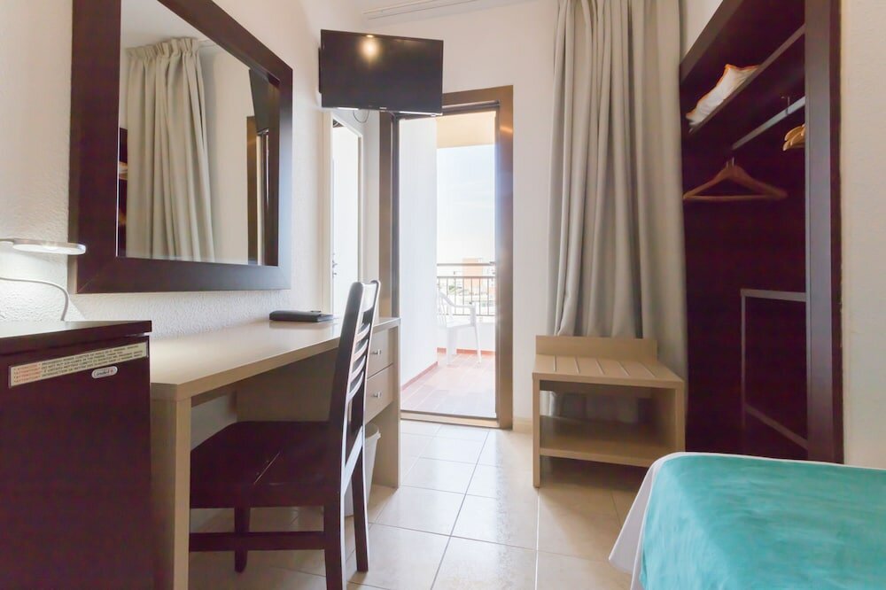 Фото Hotel Orosol