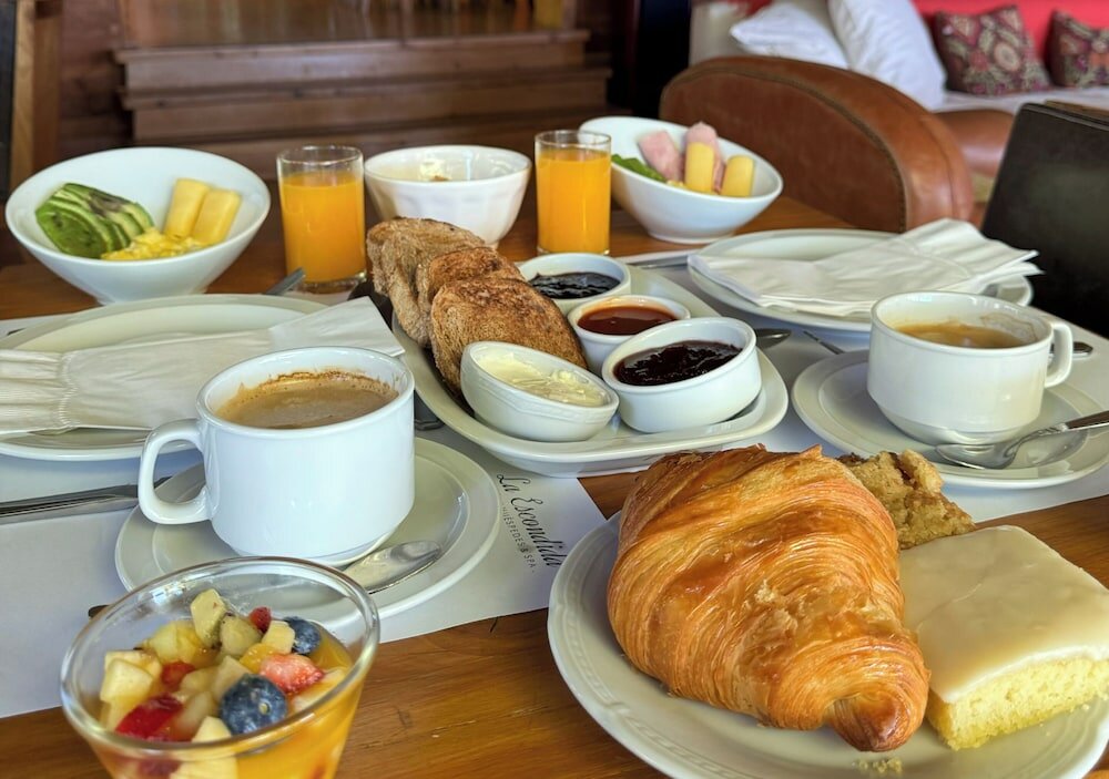 Фото La Escondida Casa de Huespedes & SPA