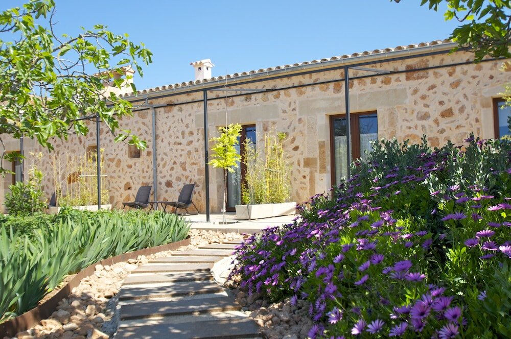 Фото Bennoc Petit Hotel