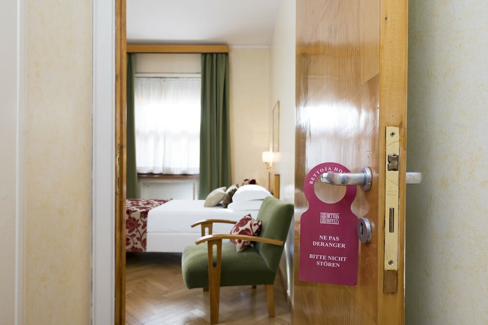 Фото Bettoja Hotel Mediterraneo