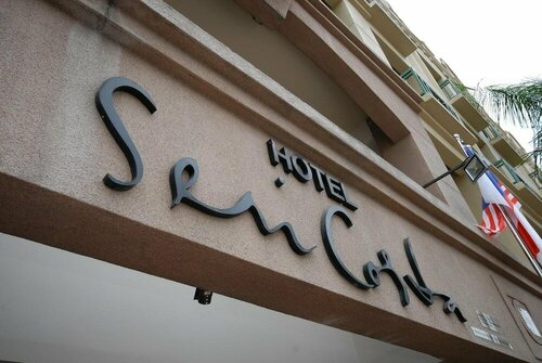 Внешний вид отеля Seri Costa Hotel в Малакке, фото 3