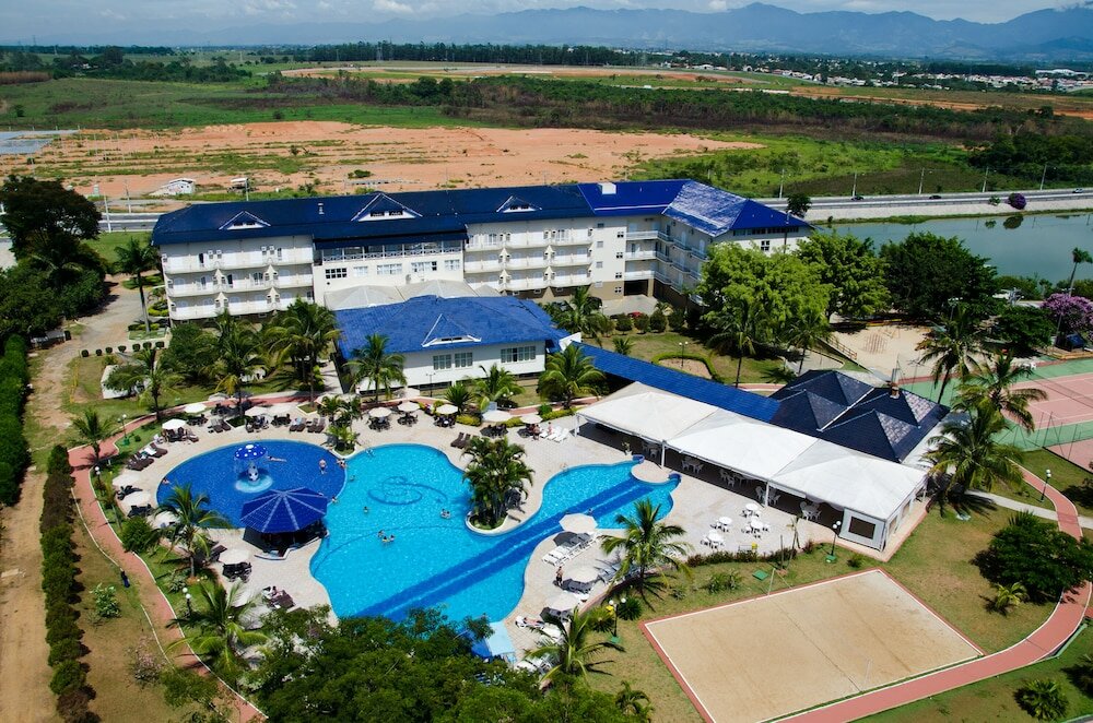 Фото Colonial Plaza Hotel