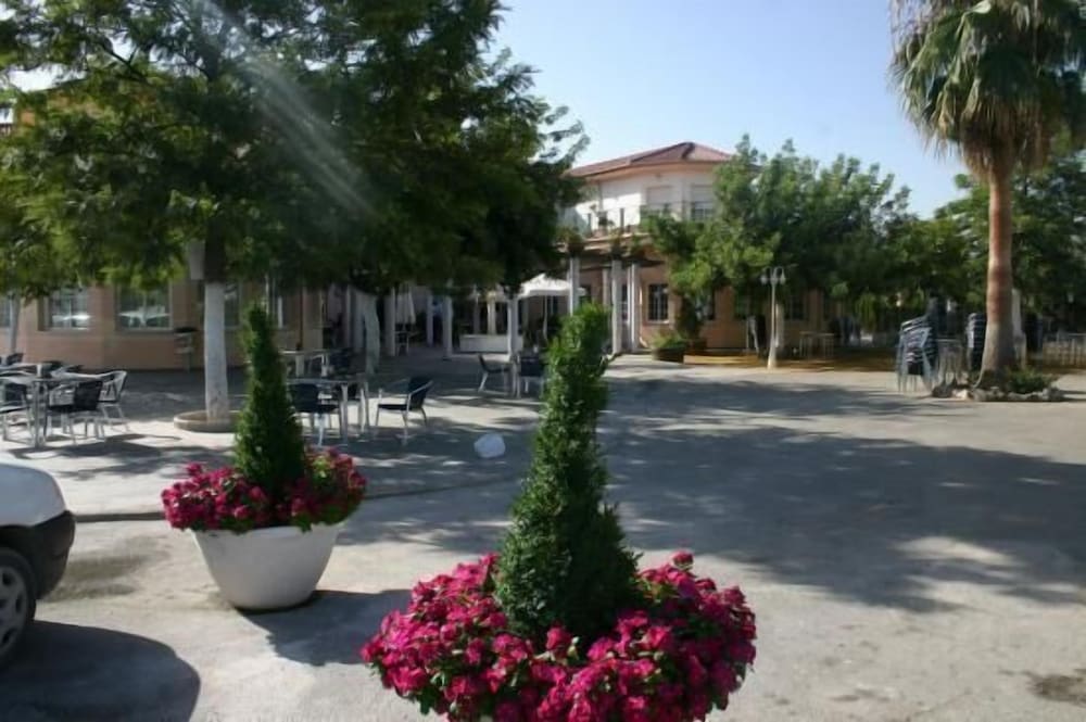 Фото Hotel Mitra