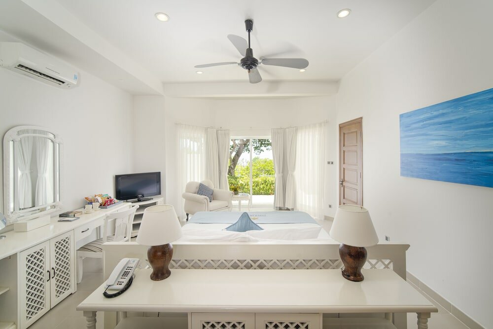 Фото Fleur de Lys Resort & SPA Long Hai