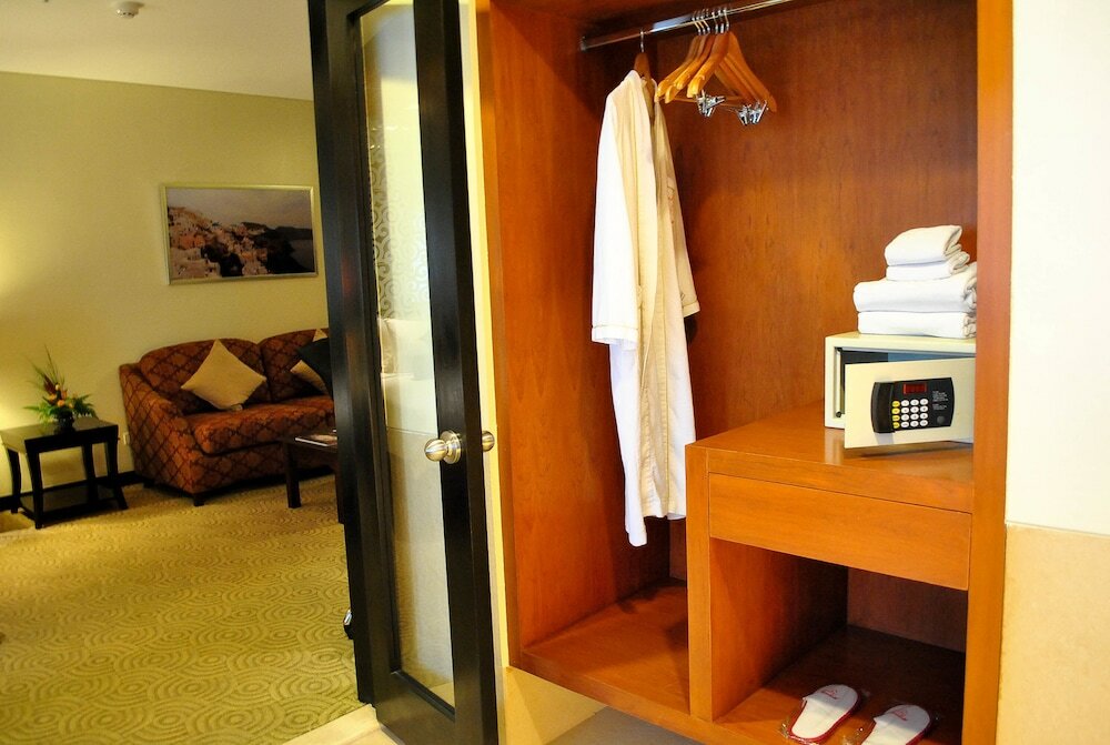 Фото Hotel Elizabeth Cebu