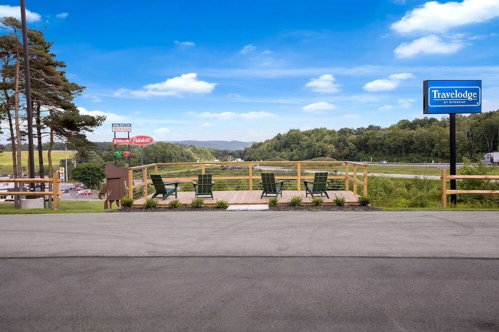 Фото Travelodge by Wyndham Emlenton